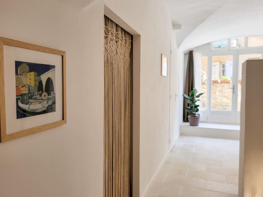 Studio Spacieux De Caractere Montaren-et-Saint-Médiers Exteriör bild